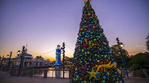 New entertainment & holiday treats at SeaWorld Orlando’s Christmas Celebration