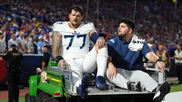 Titans LT Taylor Lewan reportedly out for 2022 season with knee injury