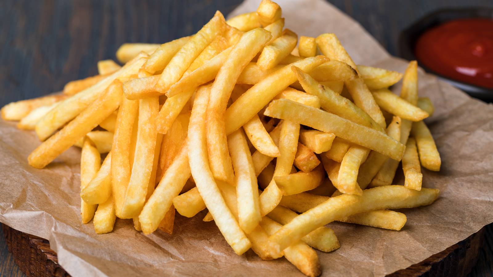 Fryday What restaurants are having French Fry Day deals? WFTV