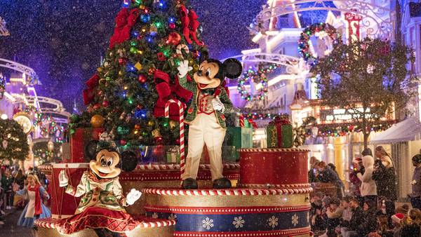 Ring in the holiday season with Christmas festivities at Walt Disney World Resort