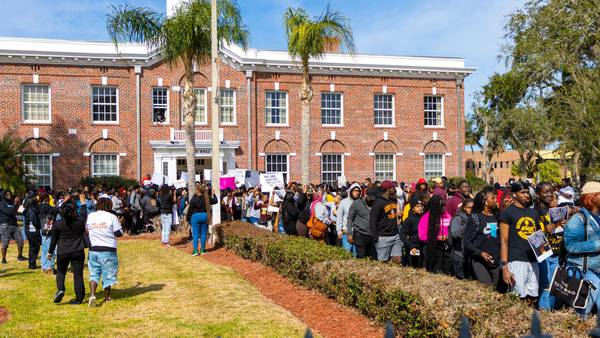 VIDEO: Bethune-Cookman students fill street in protest, call for reinstatement of Ed Reed