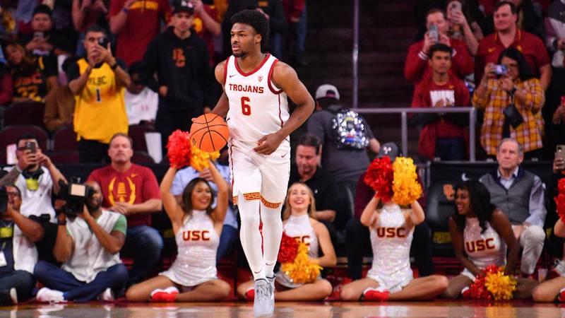 Bronny James Makes College Basketball Debut Comes Off Bench For Usc Wftv 