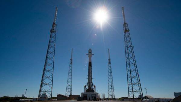 Video: SpaceX prepares for Falcon 9 rocket launch to International Space Station this weekend