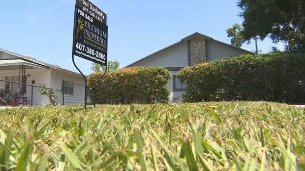 VIDEO: Rising interest rates pricing buyers out of the housing market, realtors say
