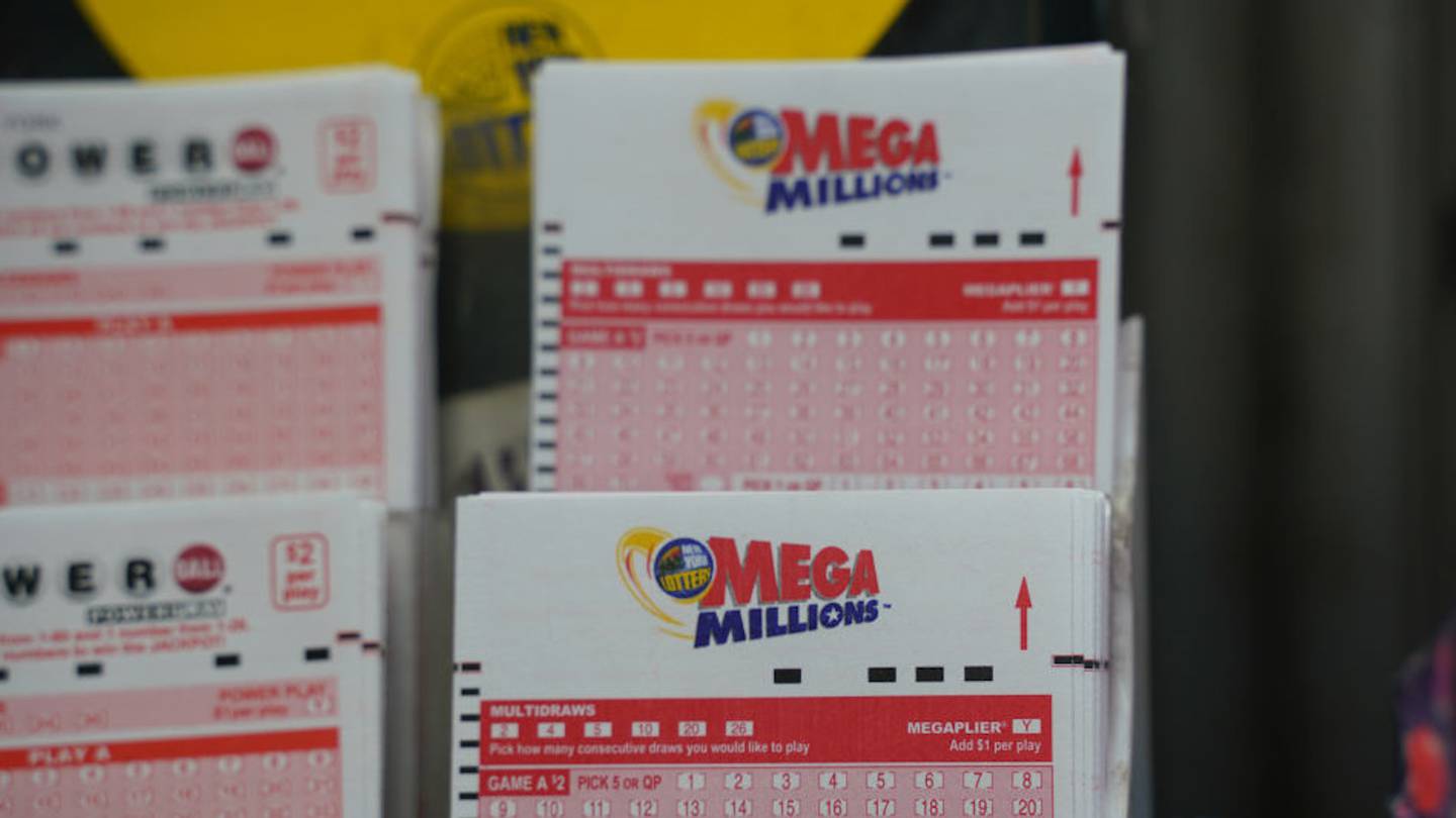 Mega Millions jackpot rises to $1.05 billion, with no top winner