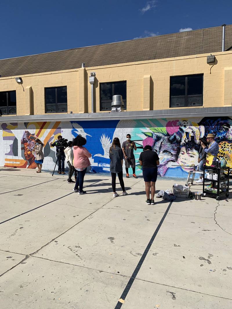 Orlando's Howard Middle School Mural Project