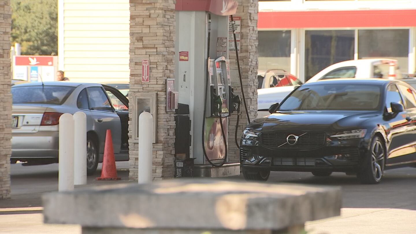 Orlando church hosts gas card giveaway as fuel prices reach record highs yet again