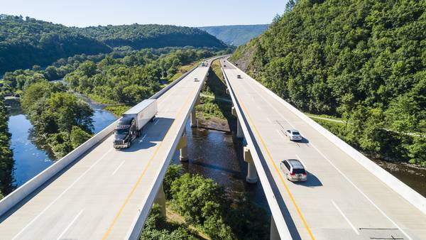 Bridge safety: Federal government tracks unsafe spans