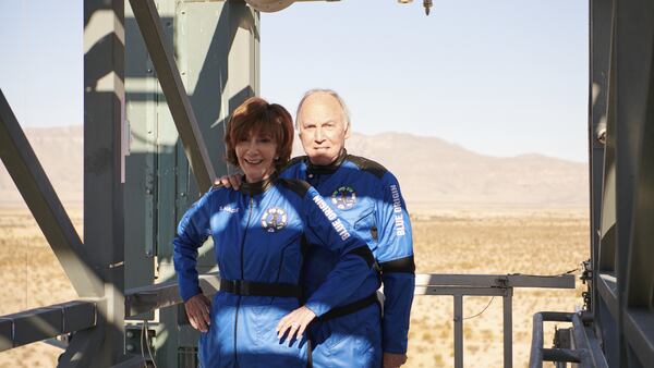 Orlando-area couple launches into space on Blue Origin flight