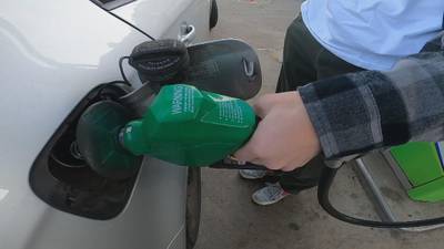 Pump patrol: Prices begin to fall in Florida; here’s what you’ll pay Monday