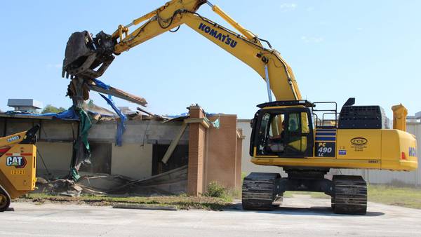 Groveland buildings razed for $92M project