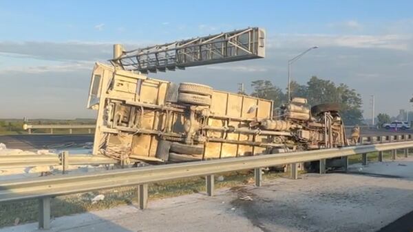 Crash involving overturned construction truck shuts down section of SR-417 in Orange County