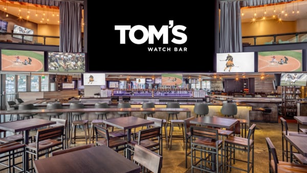 Photos: Tom's Watch Bar