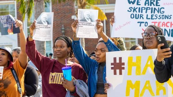 Photos: Bethune-Cookman students fill street in protest, call for reinstatement of Ed Reed
