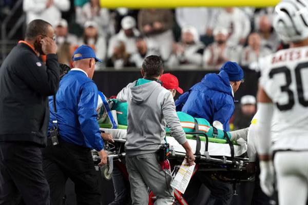 Miami Dolphins QB Tua Tagovailoa suffers concussion during game in Cincinnati