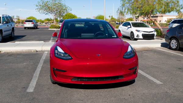 Recall alert: Tesla recalls 475K Model 3, Model S cars for camera, trunk issues
