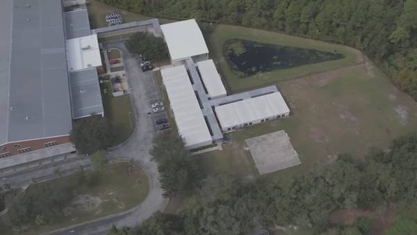 ‘These conditions are not OK’: Parents say there are mold, air quality issues at Oviedo school