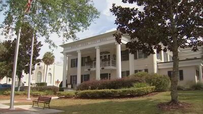 Embattled Mount Dora city manager agrees to resign