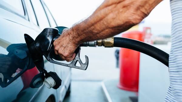 Gas prices drop again in Florida; here’s what you’ll pay Monday in your neighborhood