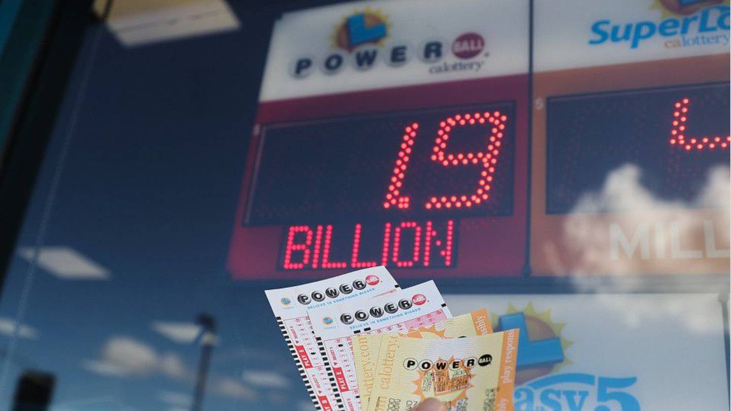 19 Billion Powerball Drawing Delayed Due To Technical Issue Wftv 