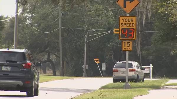 Apopka residents voice concern over dangers of sharp curve on Sheeler Avenue