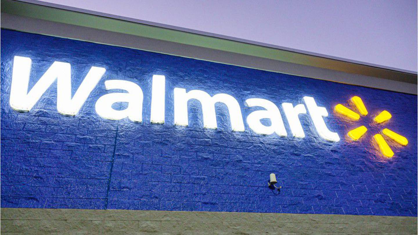 Walmart to temporarily close northwest Miami-Dade store to sanitize building