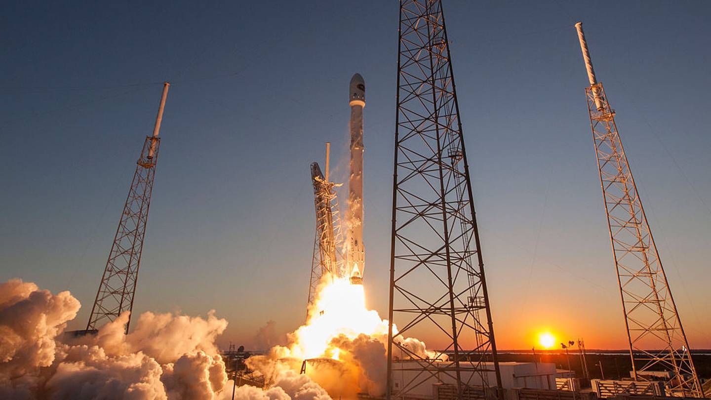 Happening this morning: SpaceX prepares to launch batch of Starlink satellites from Space Coast