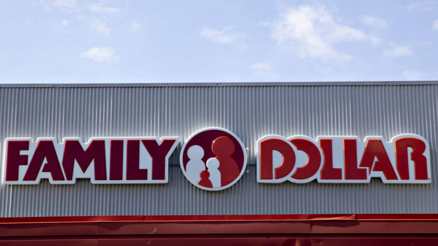 Coronavirus: NY woman punched, robbed for wearing mask at Family Dollar store, police say – WFTV