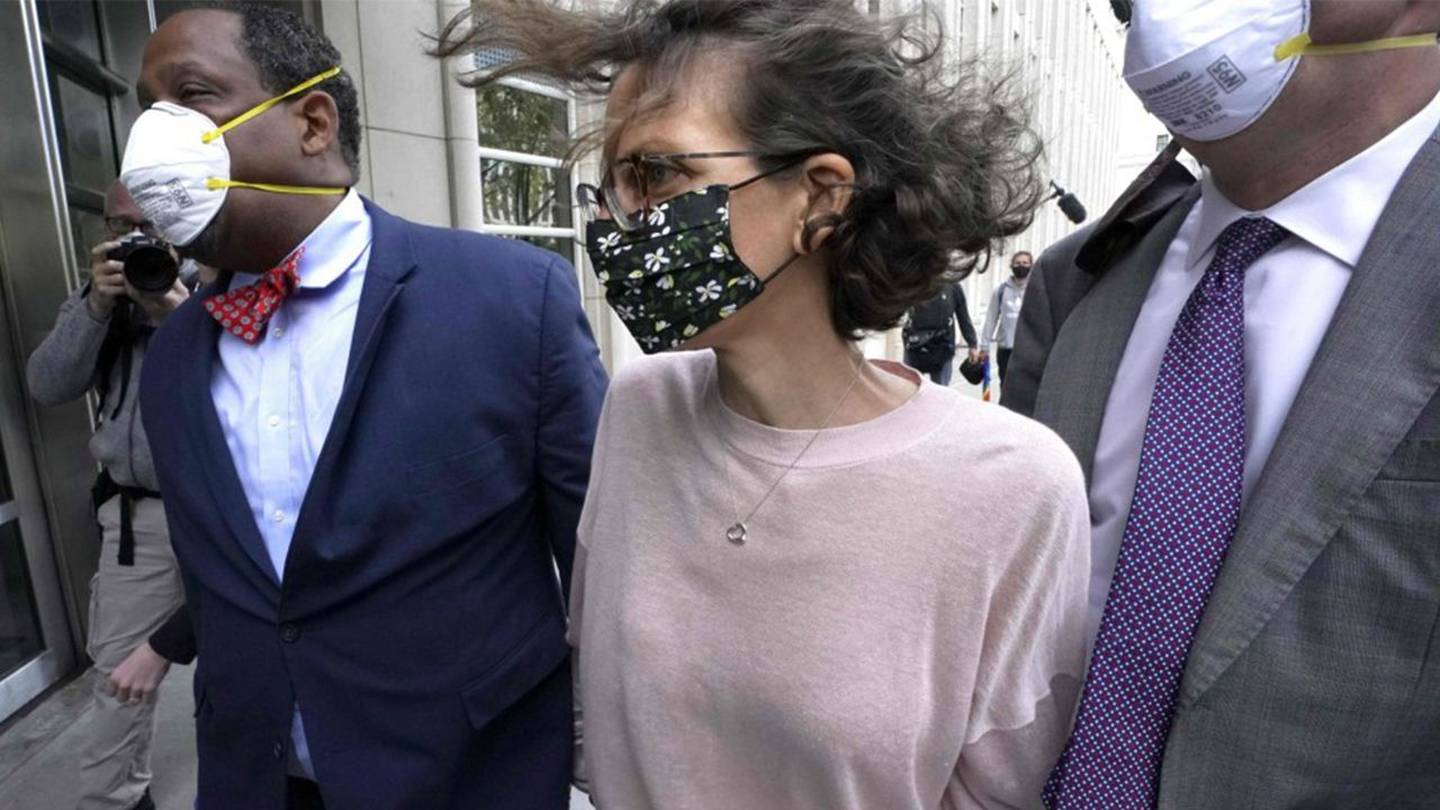 Seagram Heiress Clare Bronfman Sentenced To 81 Months In Nxivm ‘sex Cult Case Wftv 2783