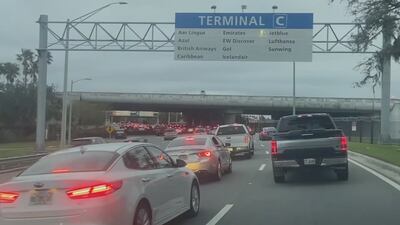 VIDEO: OIA parking lots, garages full as Thanksgiving travel rush continues