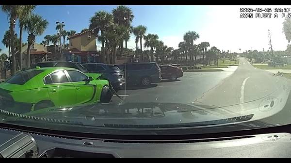 Video: Man accused of fleeing Daytona Beach Shores police after crashing into multiple vehicles
