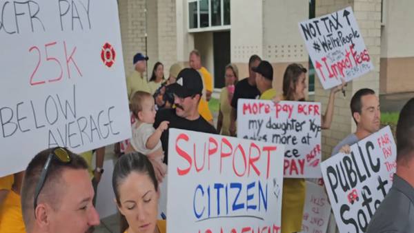Brevard County firefighters rally for new contract, better starting pay