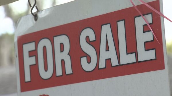 VIDEO: ‘A whole new level’: Scammers use fake IDs to fraudulently list property for sale online