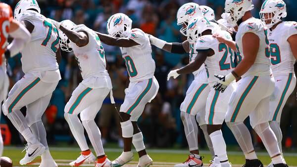 Week 3's Booms and Busts: Dolphins are fantasy football's ultimate party off 70-point explosion