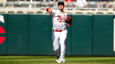 Twins SS Kyle Farmer to have teeth realigned after taking fastball to jaw