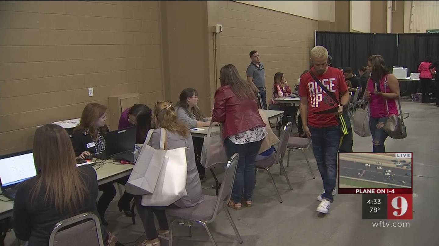 Thousands of Puerto Rican evacuees pack Osceola County job fair WFTV