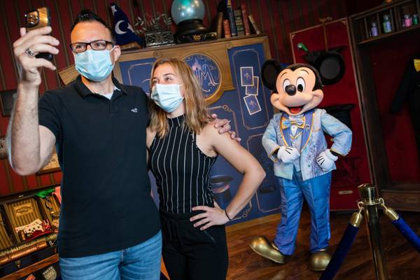 Indoor character experiences, other live entertainment returning to Disney World this fall