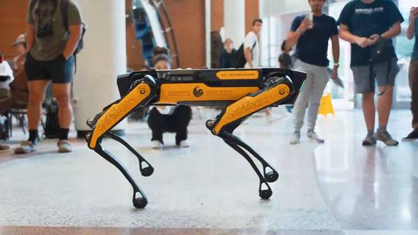 UCF introduces “doglike robot” to students and faculty
