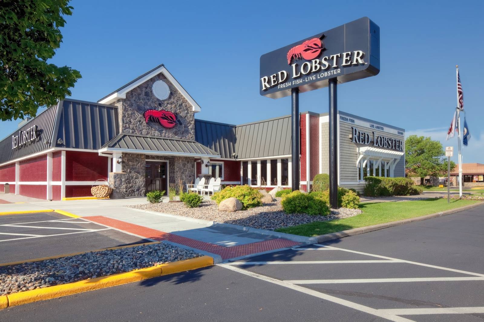 Looking for work? Red Lobster hiring today at 20 Orlando area locations