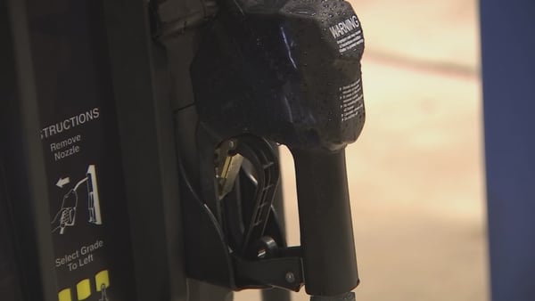 Pump patrol: New week welcomes yet another drop in gas prices