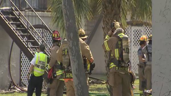 Orange County firefighters battle apartment fire on Casa Del Rey Circle in Orlando