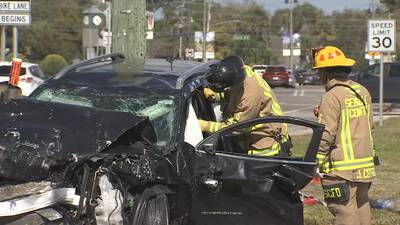 Multi-vehicle crash shuts down SR 434 in Longwood, officials say