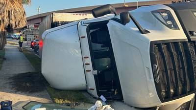 Photos: Rollover crash of semi hauling milk shuts down parts of major roadway in Seminole County