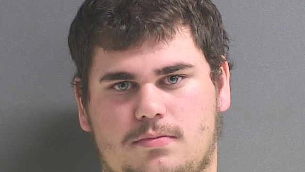 19-year-old Central Florida man arrested on dozens of counts of child porn, deputies say