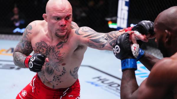 UFC 301: Anthony Smith confronts career reality after reconciling with the man who knocked his teeth out
