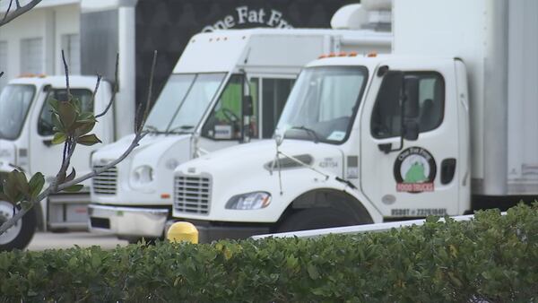 Orlando manufacturer, One Fat Frog, fails to deliver food trucks to chefs