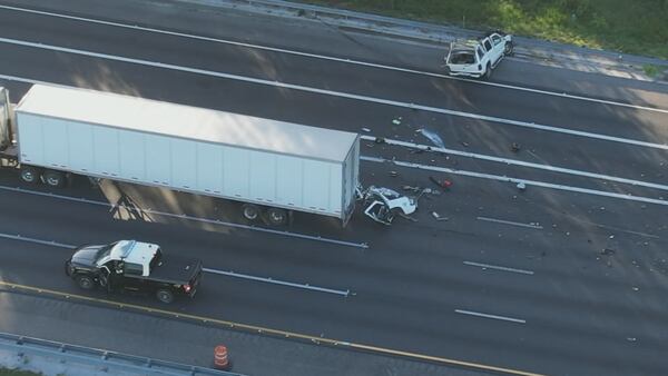 FHP: One killed in early morning crash along I-4 in Seminole County