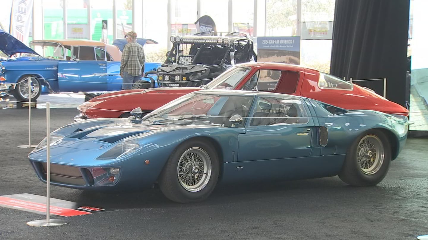 Video Mecum returns to Kissimmee with world’s largest collector car