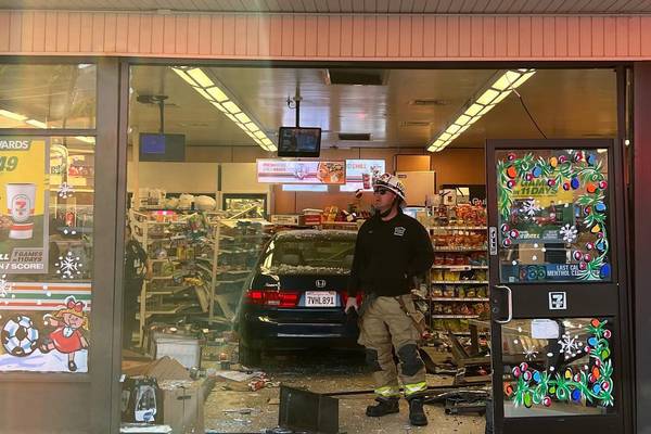Police: Driver intentionally crashed car into 7-Eleven