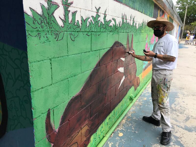 Orlando's Howard Middle School Mural Project